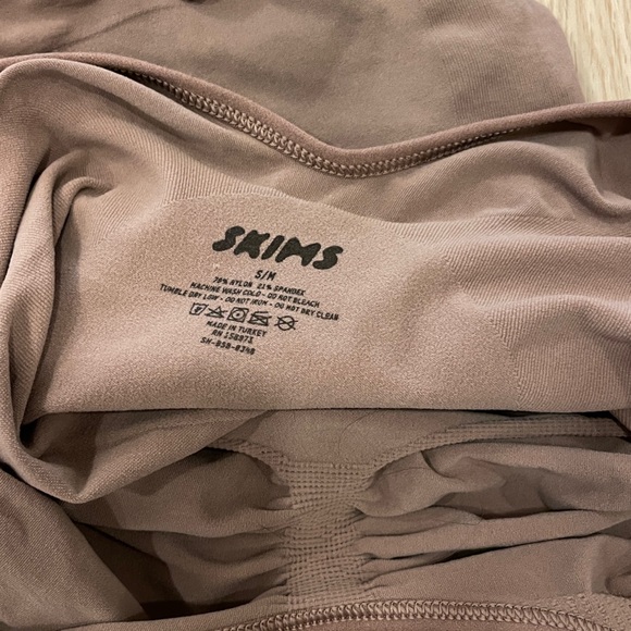 Skims shapewear brief bodysuit - Picture 5 of 5